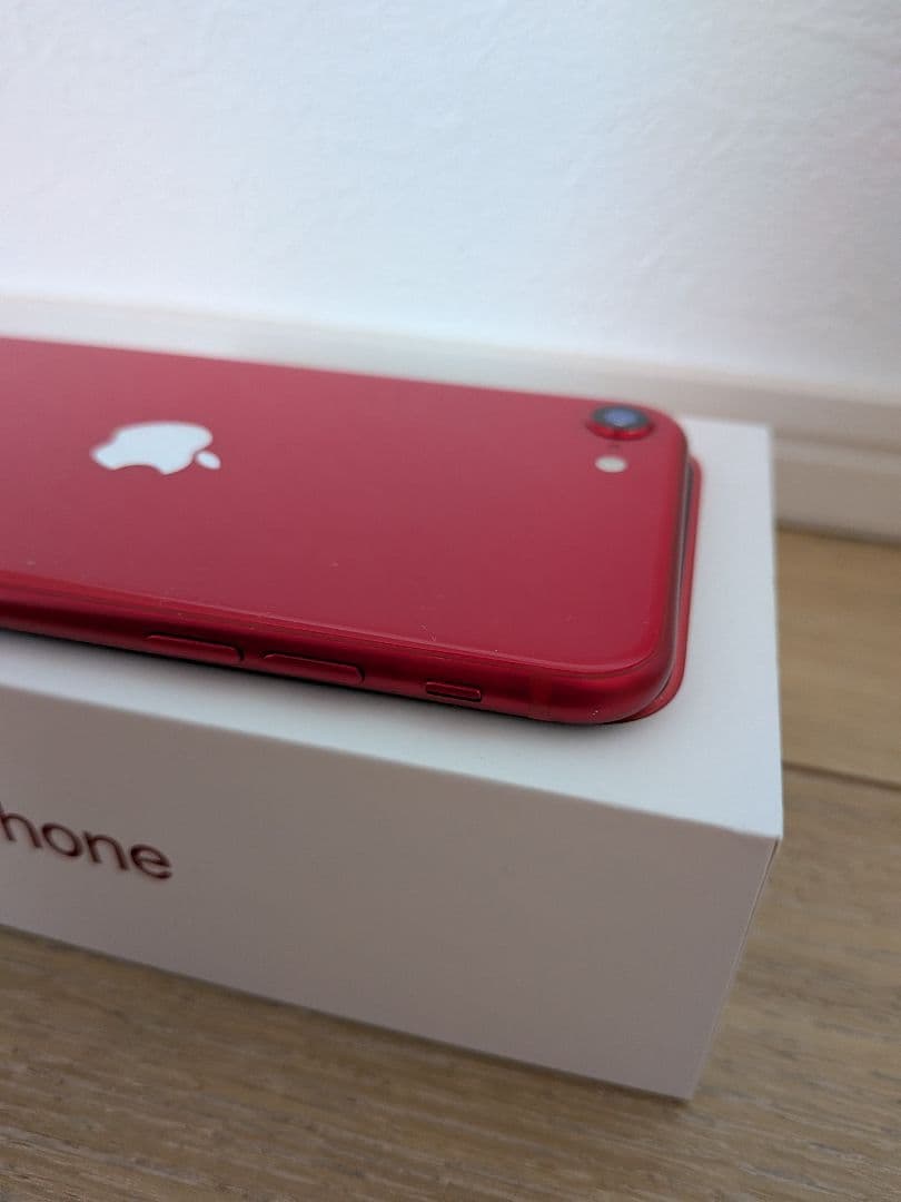 Apple iPhone SE (第2世代) 赤　SIMフリー