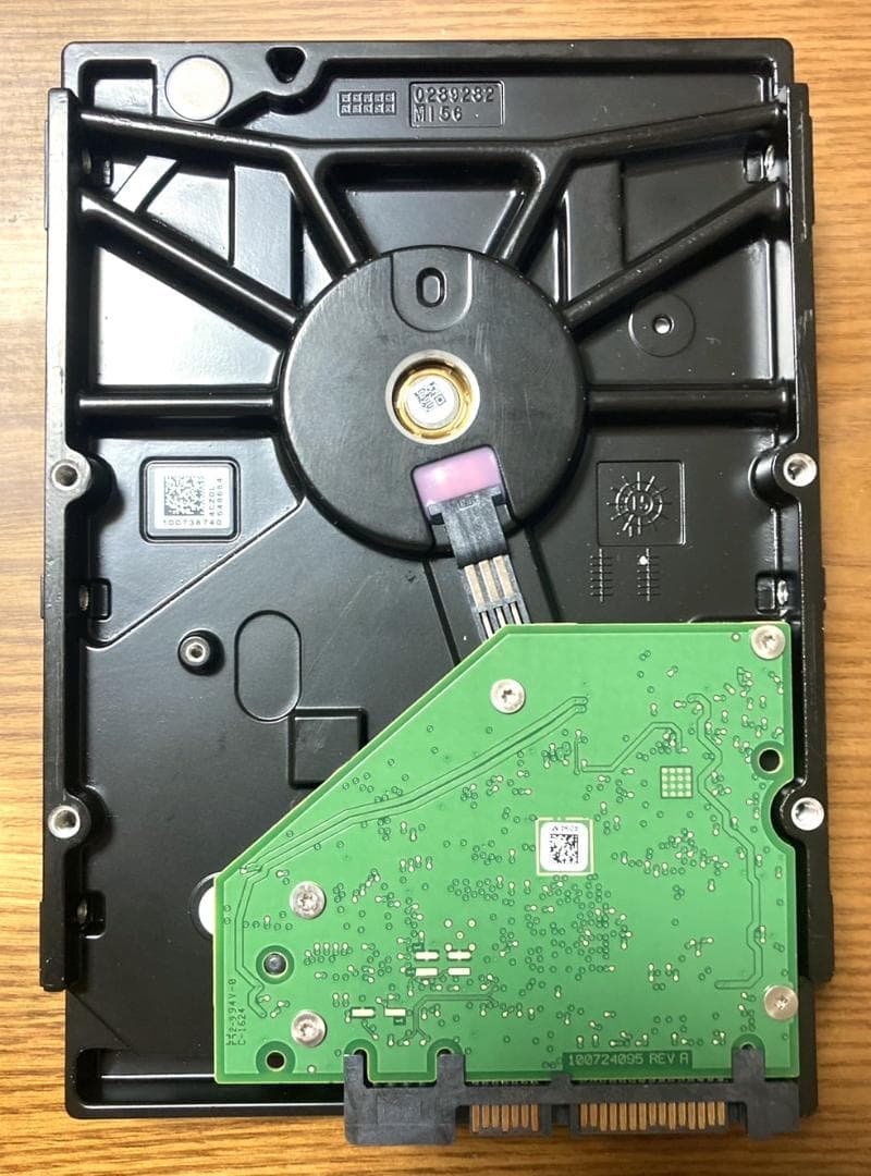 Seagate ST3000VN000（HDD 3.5インチ 3TB）