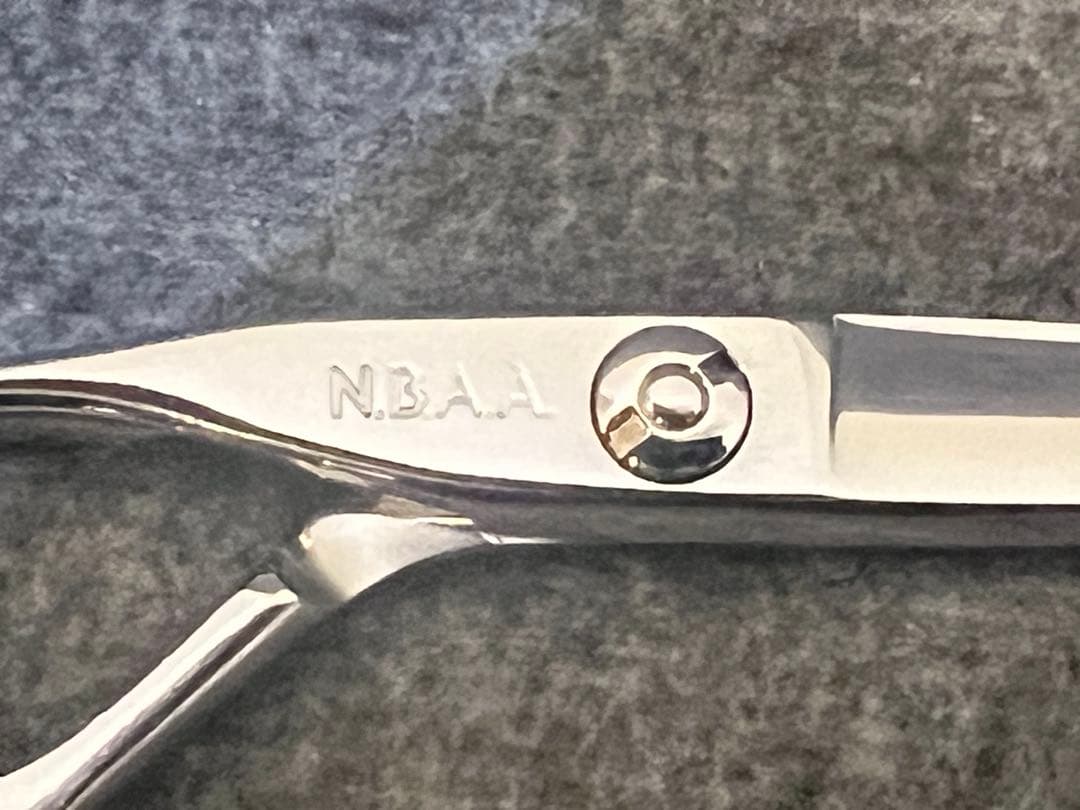 N.B.A.A. シザー　はさみ　美品　レフティ　左利き