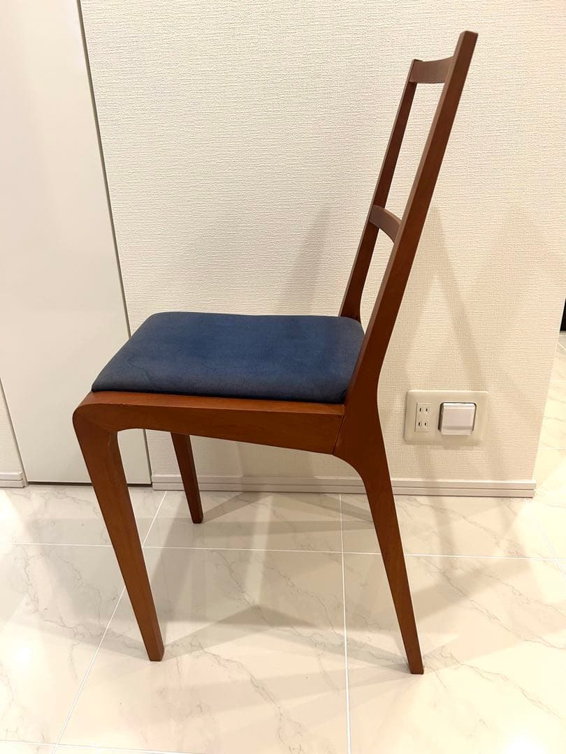 ポラダ　ダイニングチェア