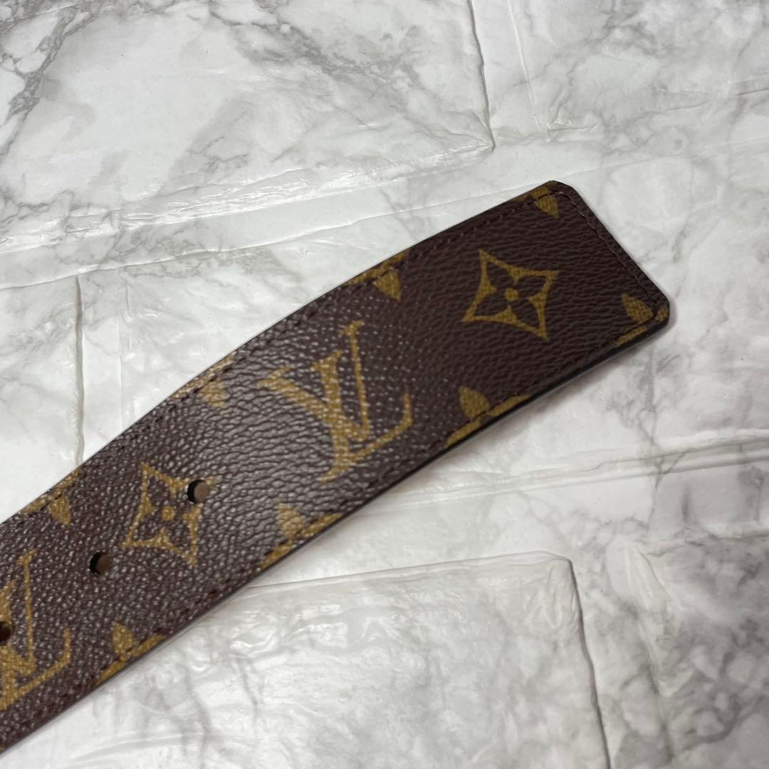 ルイヴィトン　LOUIS VUITTON ベルト　サンチュール　イニシャル