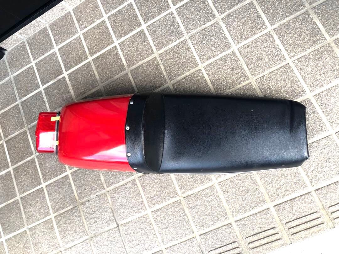 汎用 シングルシート カフェレーサー 旧車 カウル フェンダー テール シート