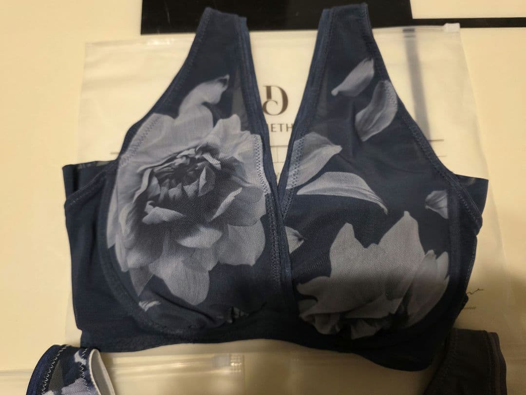 DRMETHOD ドクターメソッド ノンジーブラジャー M 3点セット