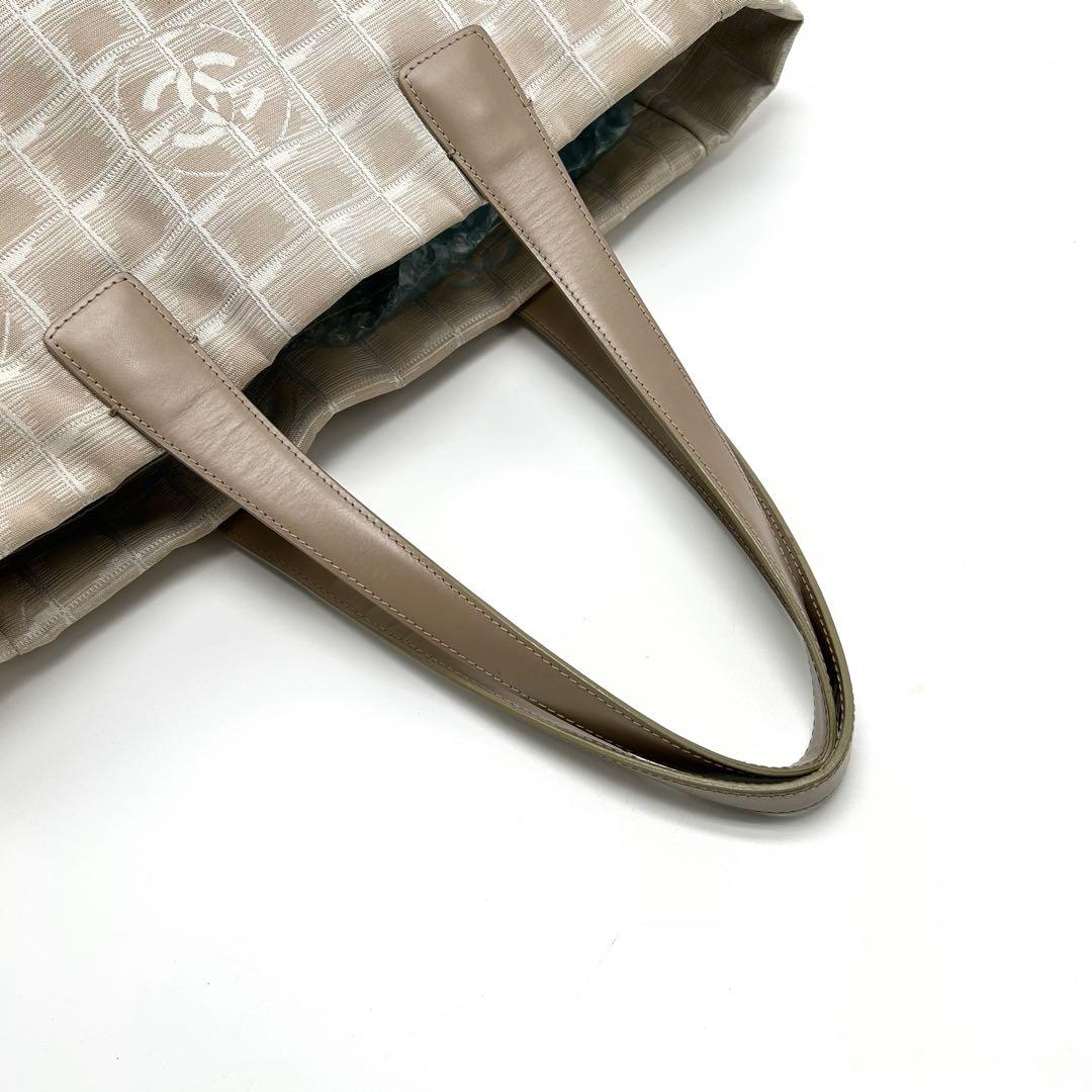 美品 シャネル ニュートラベルライン ハンドバッグ ココマーク ナイロン レザー