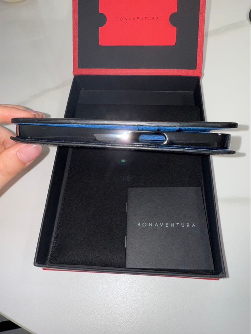 数量限定カラー　BONAVENTURA ボナベンチュラ iPhone14pro