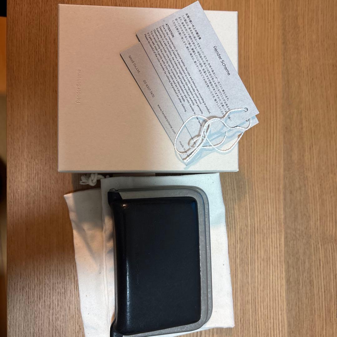 エンダースキーマ　ブラックレザーケース