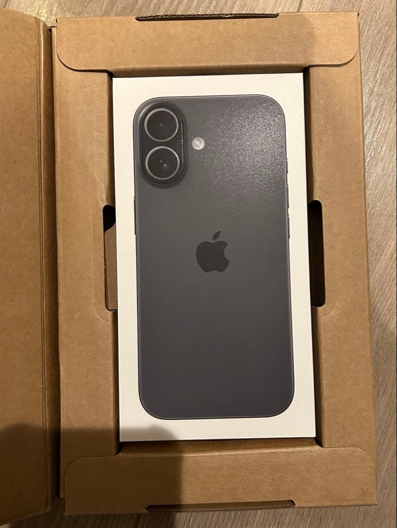 新品未使用　iPhone17 本体　256GB ブラック