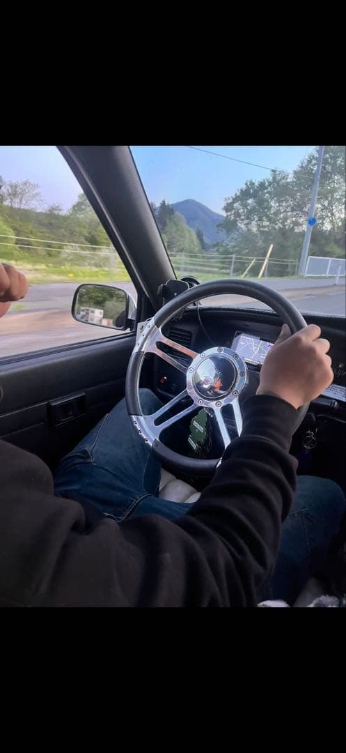 ビレットスペシャリティーズ　ステアリング