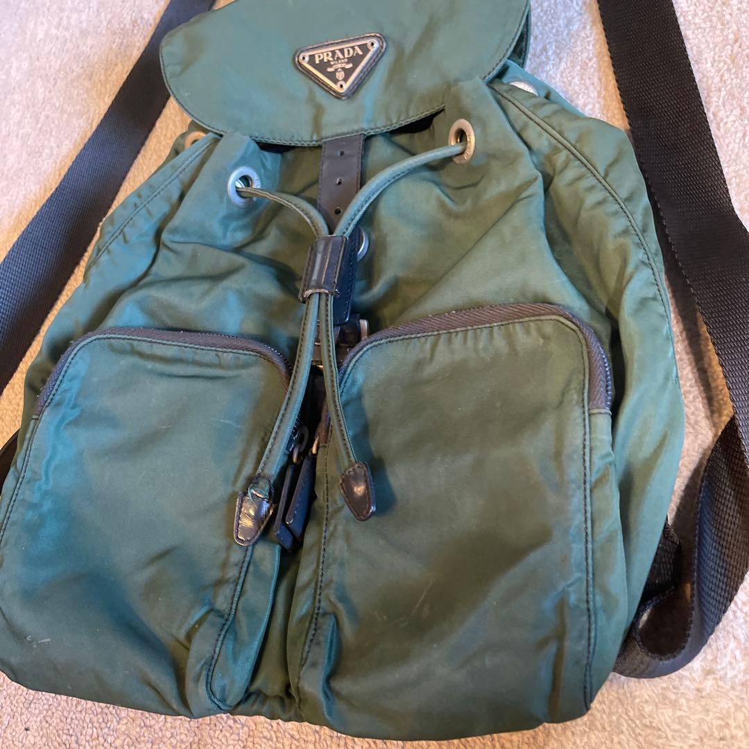 PRADA グリーン バックパック
