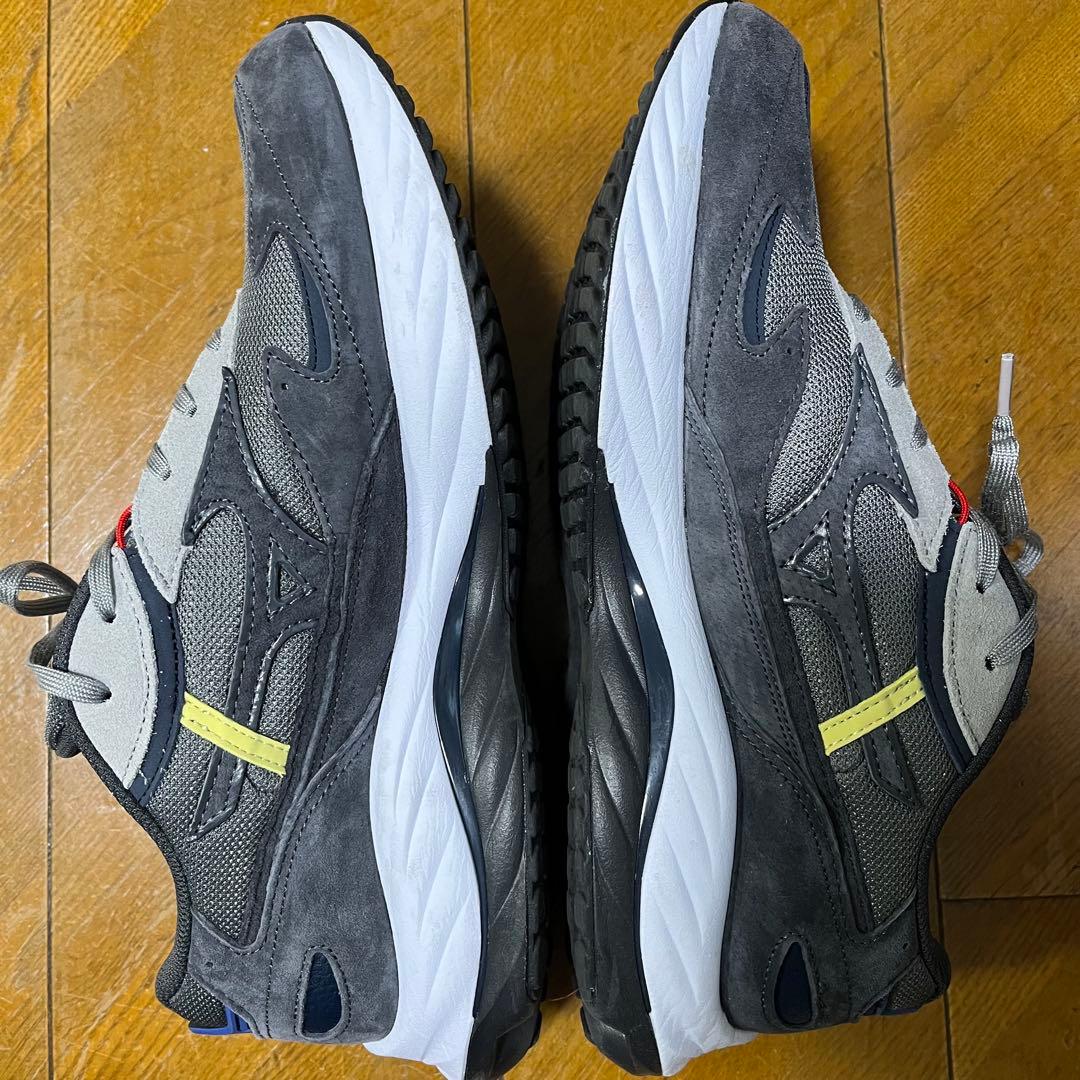 Graphpaper × MIZUNO WAVE RIDER β 28cm