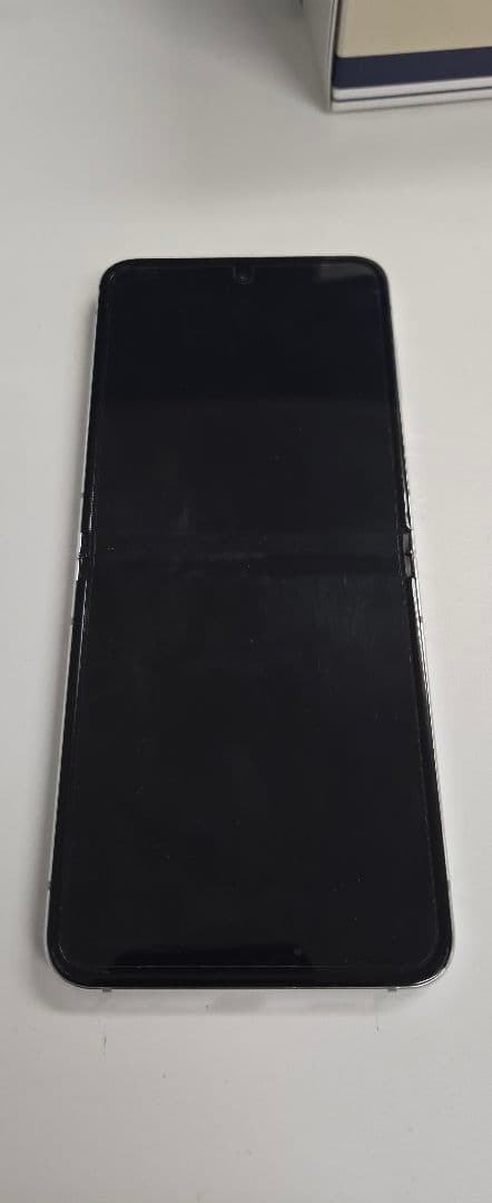 Galaxy Z Flip5 256GB au版 SIMフリー化済み