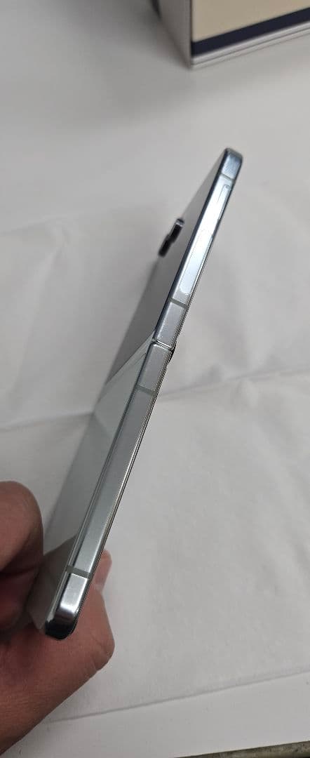 Galaxy Z Flip5 256GB au版 SIMフリー化済み