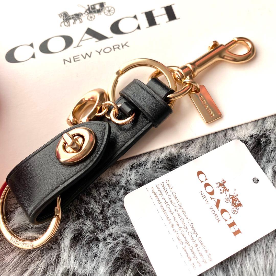 新品☆COACH コーチ　ブラック バッグチャーム トリガースナップ キーリング