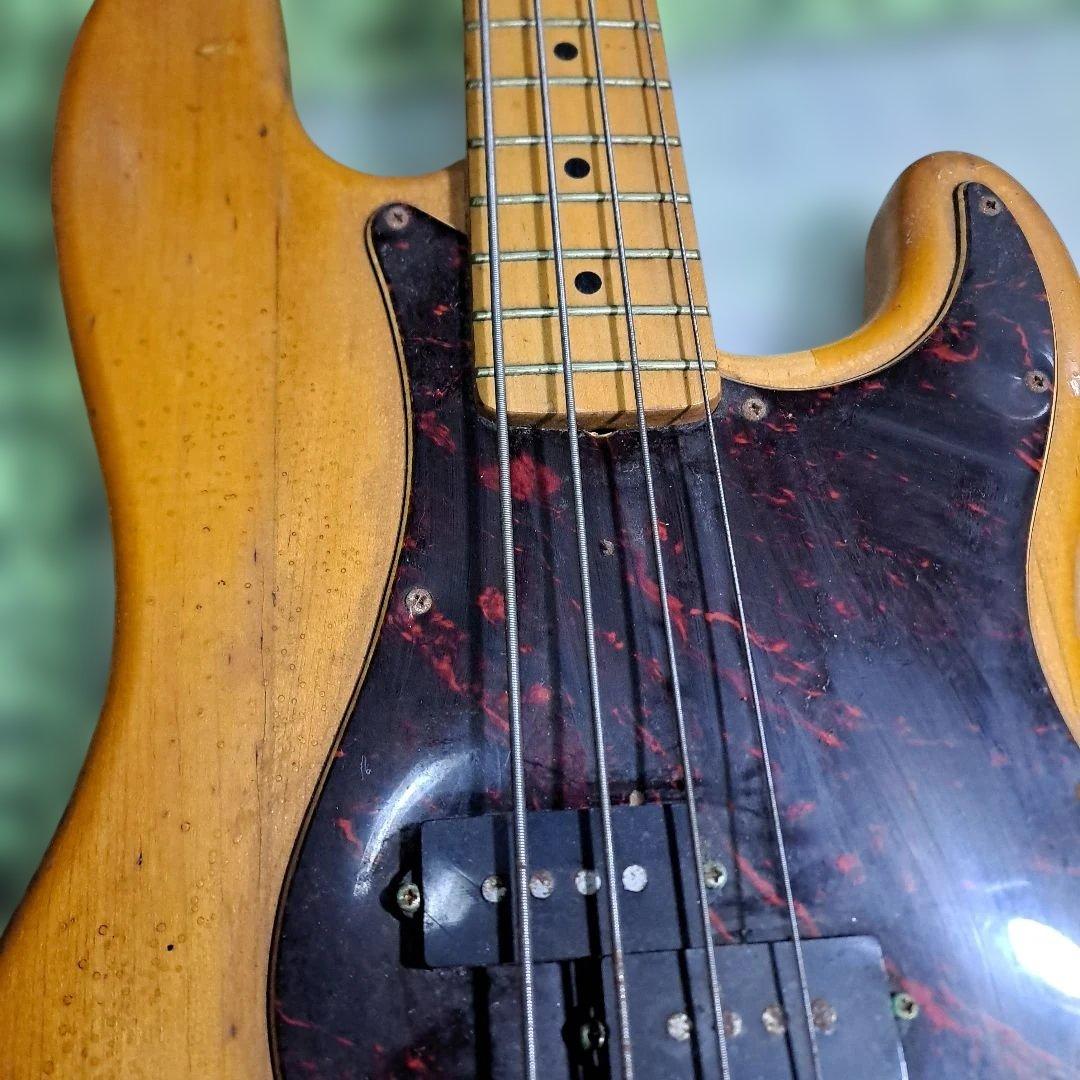 エレキベース ナチュラルウッド