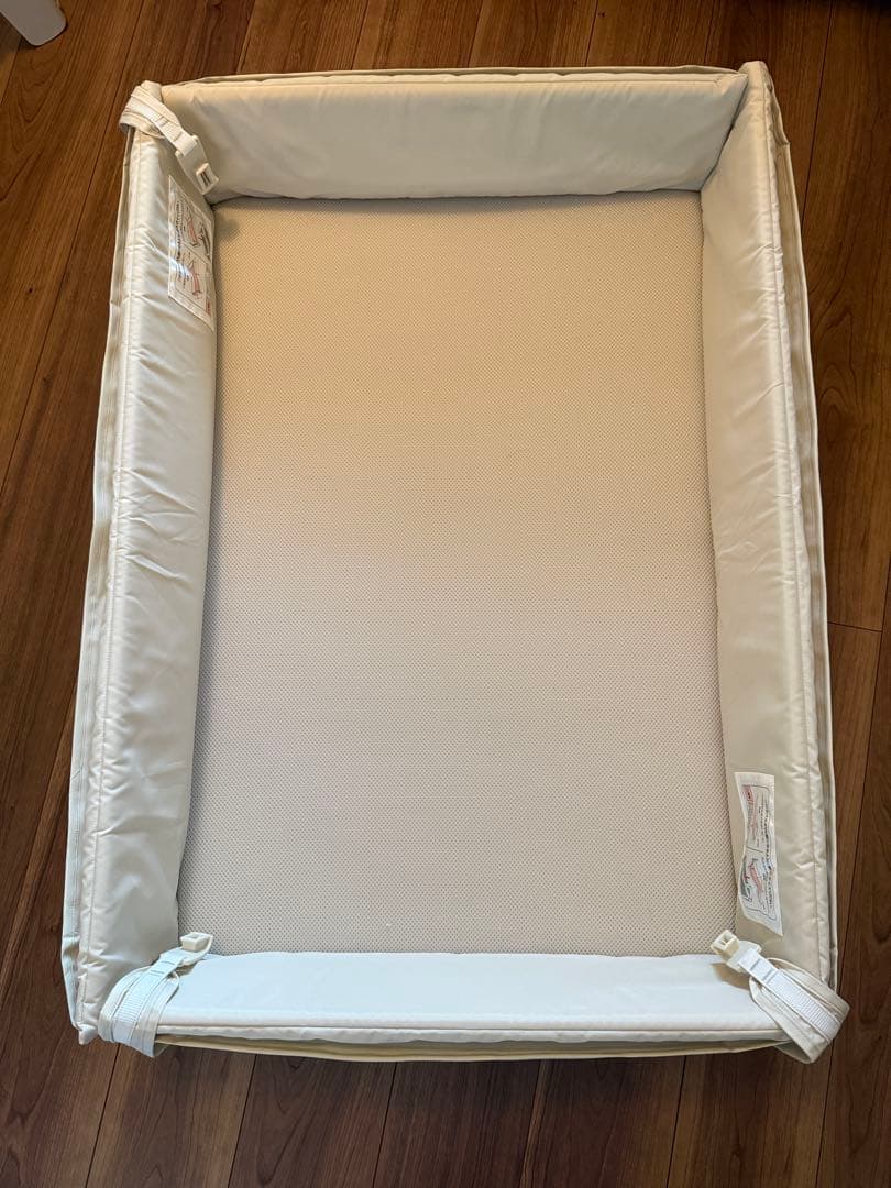 Aprica ココネル　エアープラス　ココネルエアー　美品　ベビーベッド