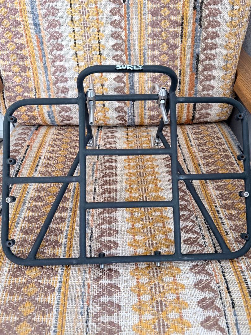 アクセサリー SURLY 24-pack front rack