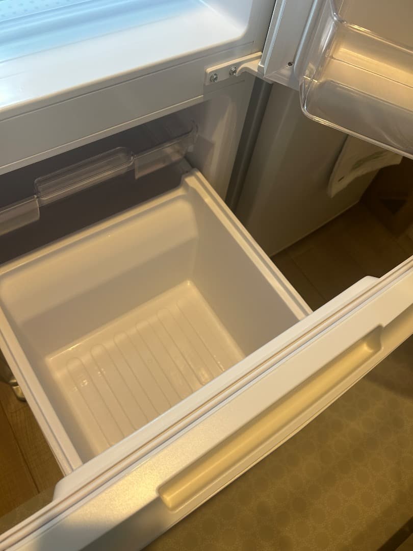 2021年製SHARP シャープ冷蔵庫 152L SJ-D15G-W