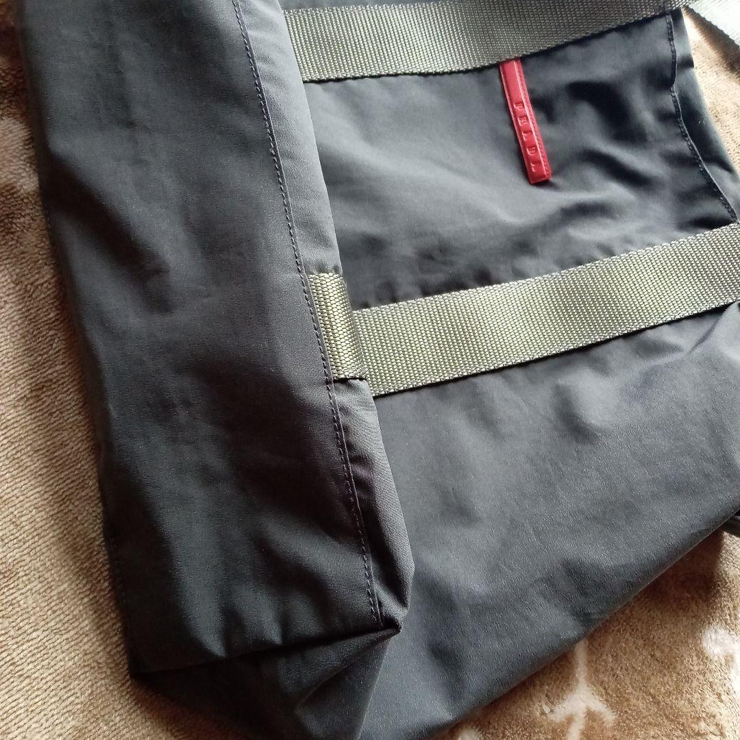 PRADA ナイロン バッグ