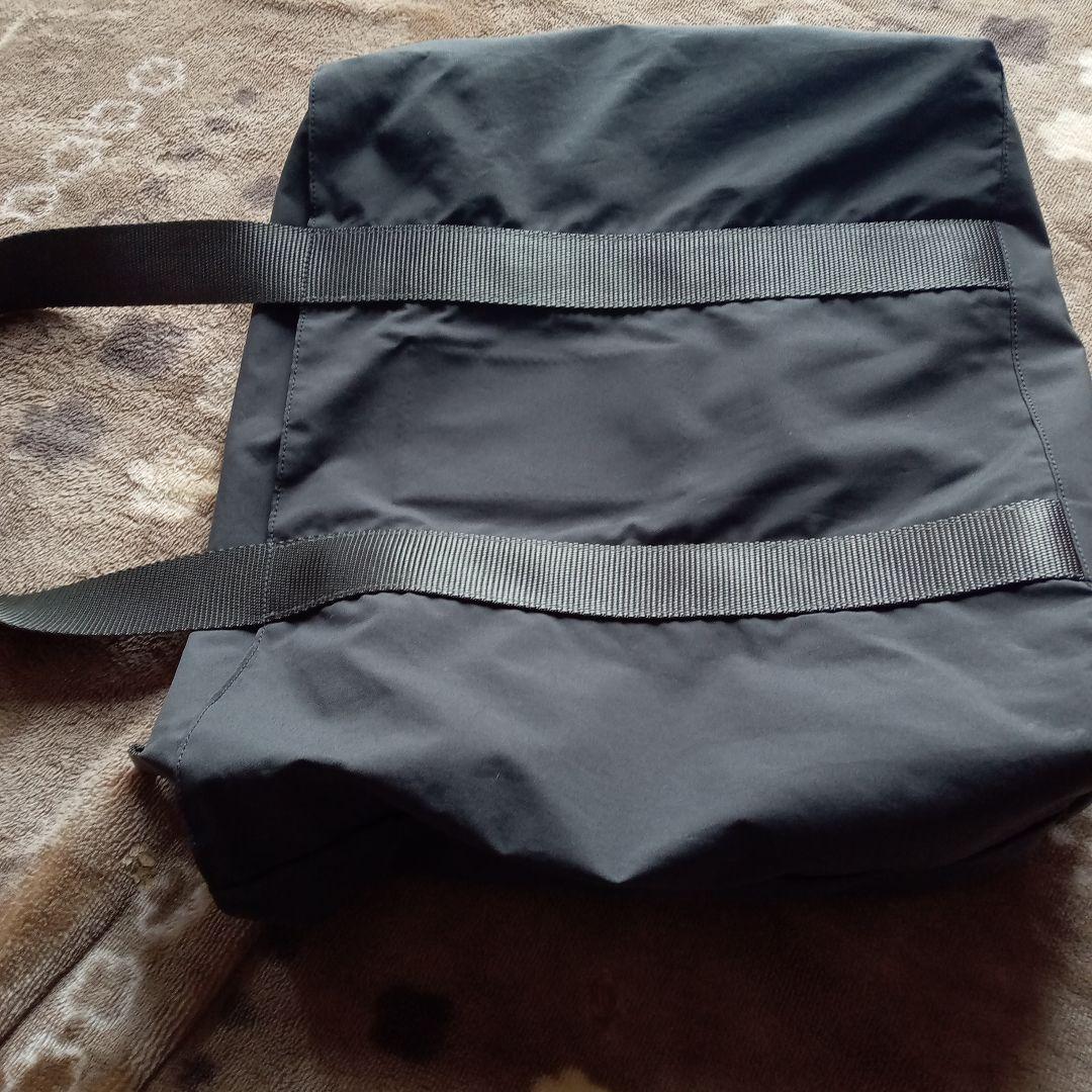 PRADA ナイロン バッグ