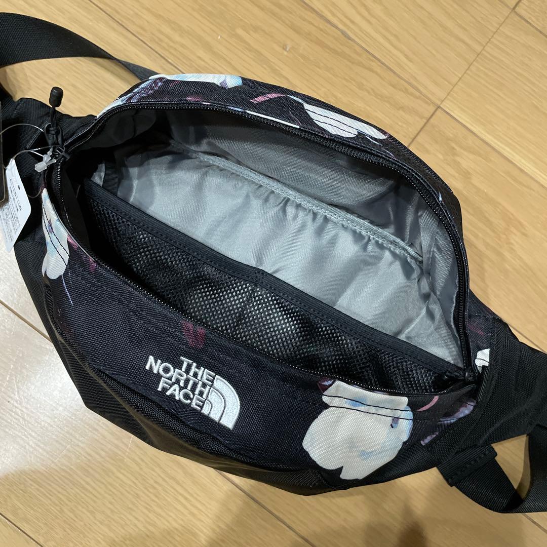 新品タグ付き・THENORTHFACE・ボディバッグ・花柄