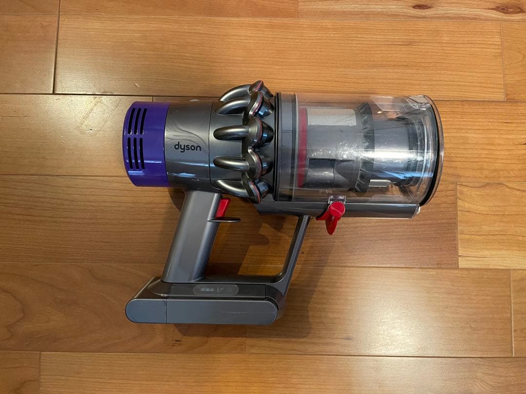 本日に限りSALE！ダイソン サイクロンV10 fluffy SV12