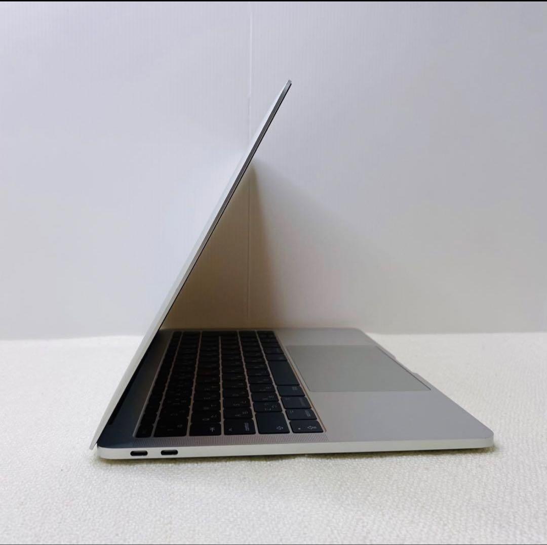 Z*a様 MacBook PRO 2017 シルバー