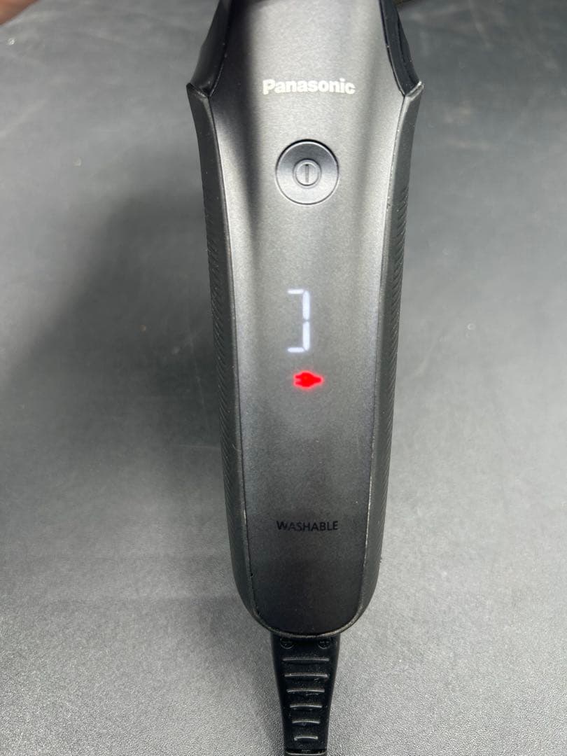 動作品　Panasonic ES-CLS9N メンズ電気シェーバー　充電器付き