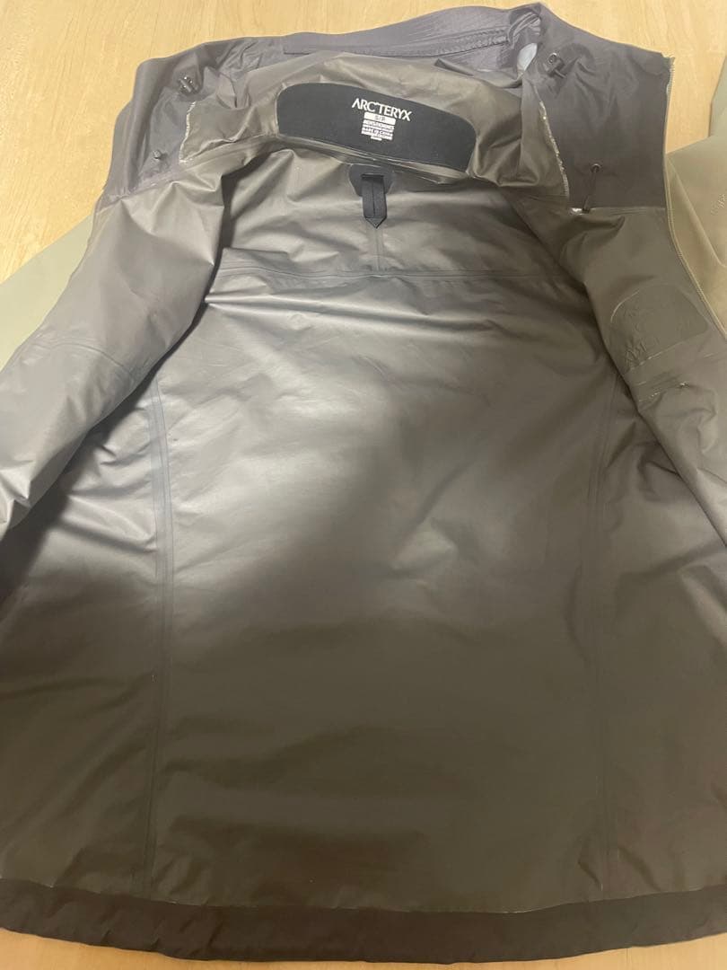 ARC'TERYX SLカーキオリーブ マウンテンパーカー