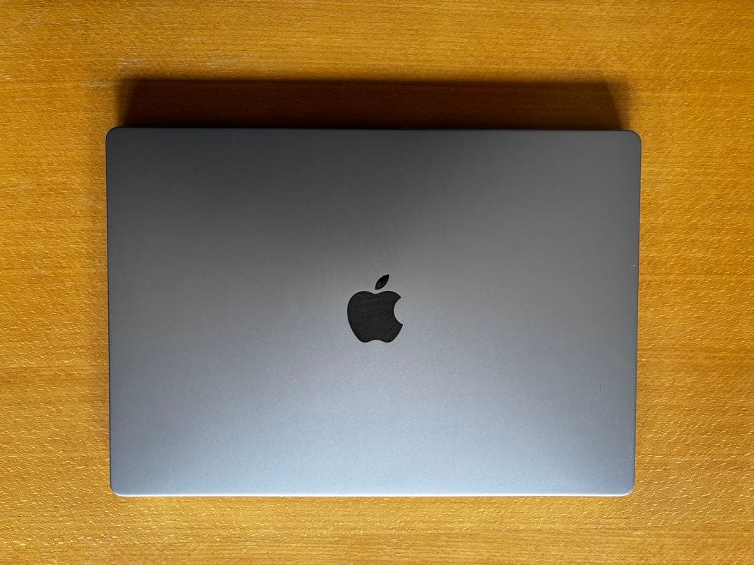 MacBook Pro 16インチ M1 / メモリ16GB / 1TB