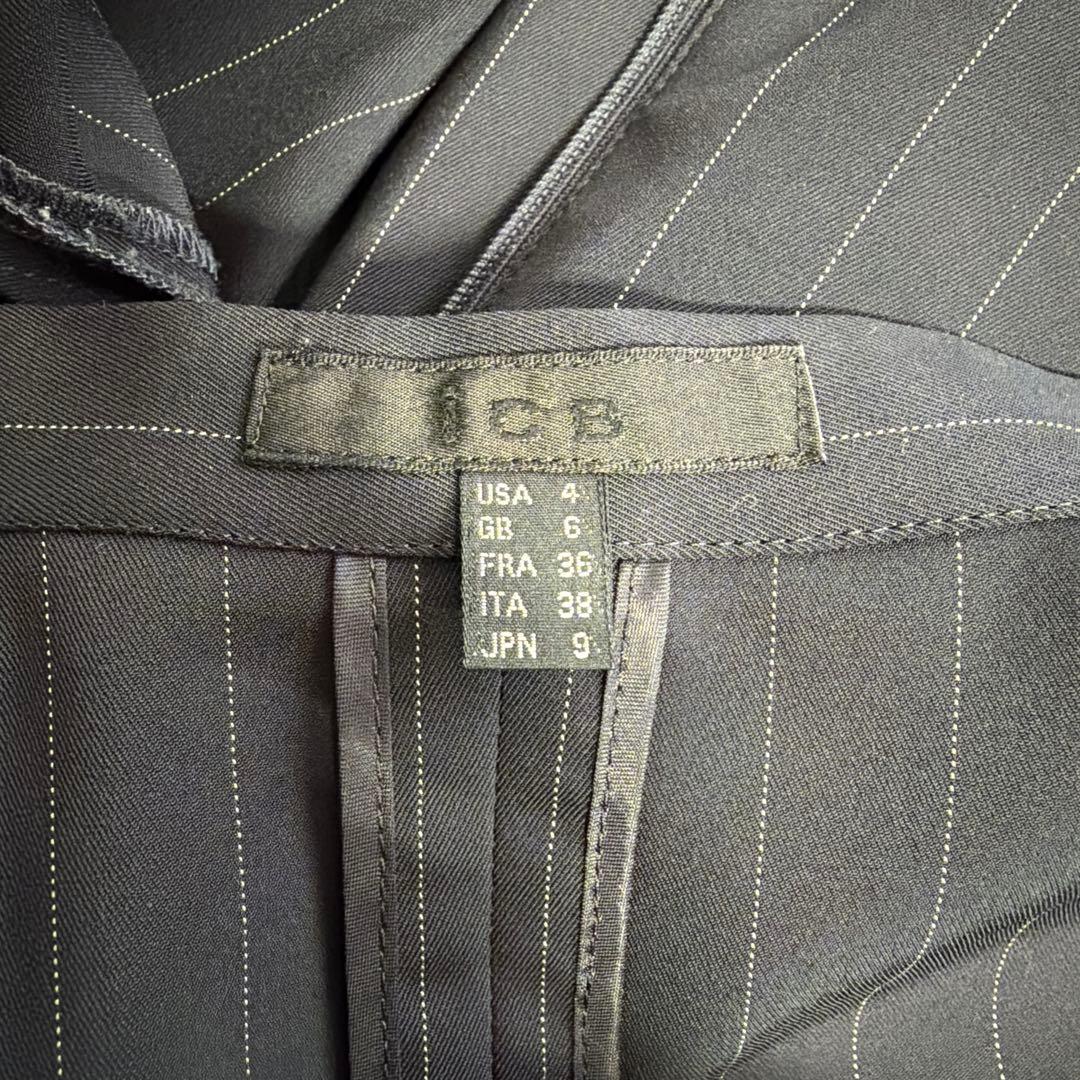 ICB Fied スーツ ネイビーストライプ　サイズ4