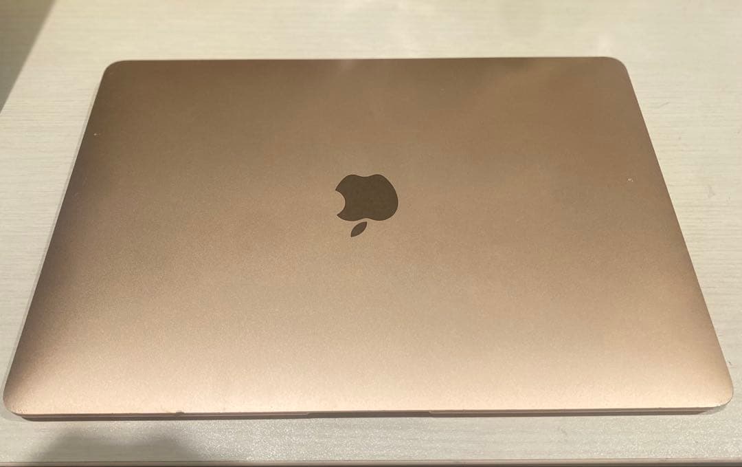 Apple MacBook ゴールド　メモリ8GB SSD512GB