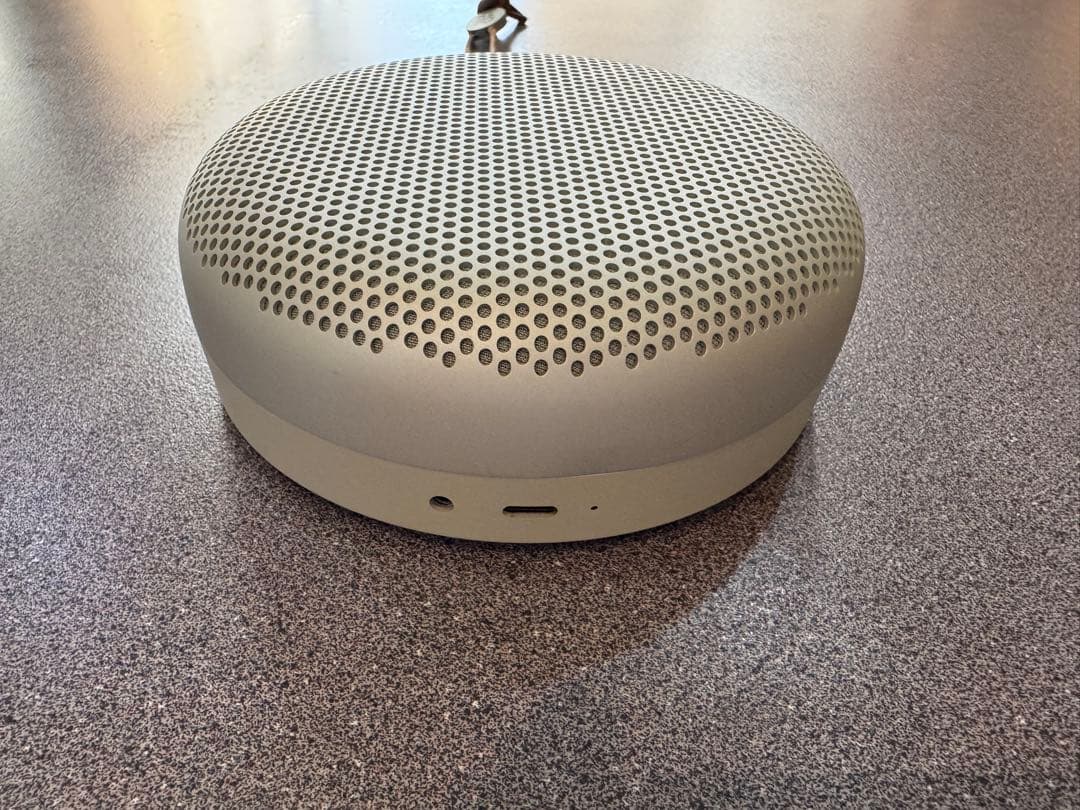Bang & Olufsen ワイヤレススピーカー BeoPlay A1