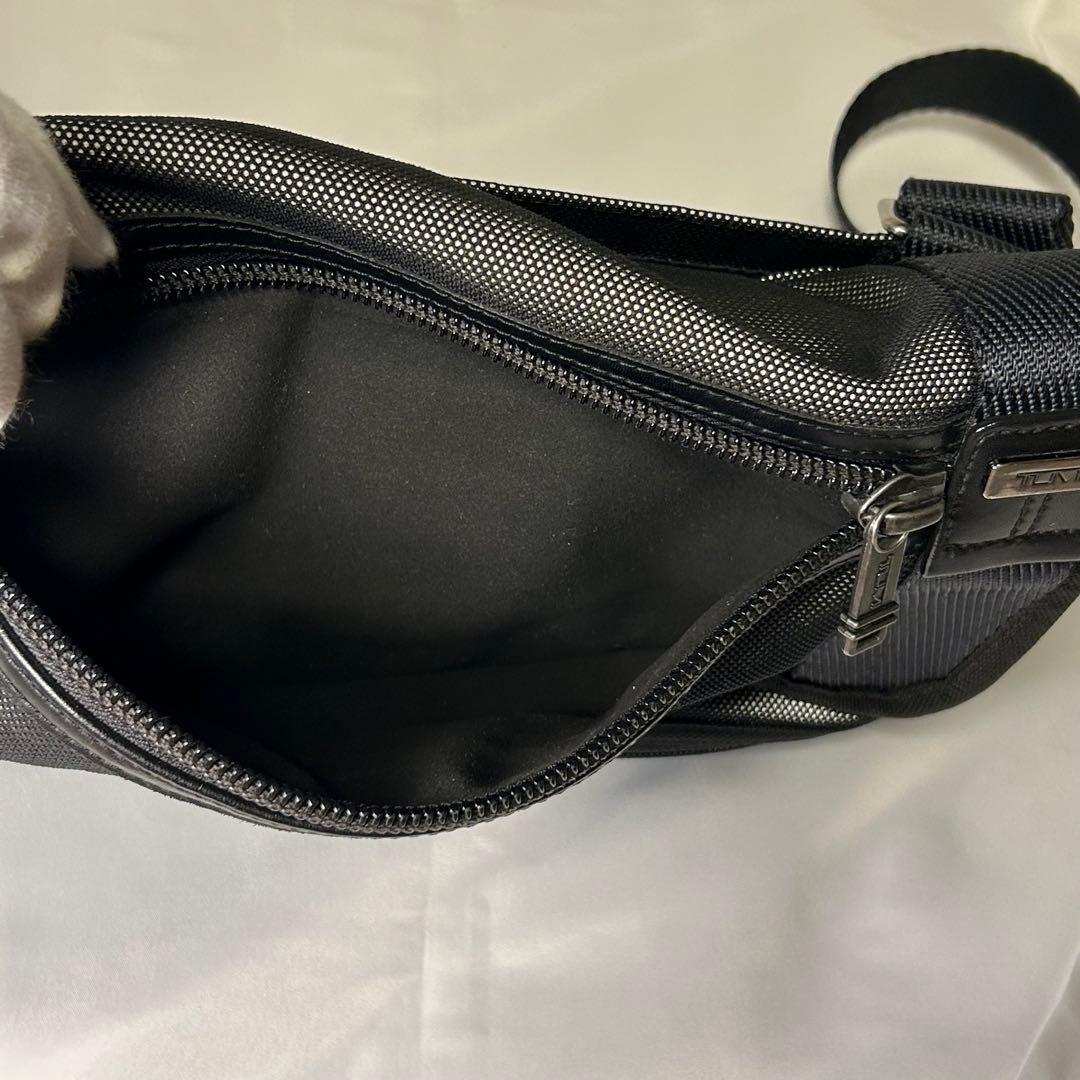 【美品】TUMI トゥミALPHA BRAVO クロスボディ223371RS2