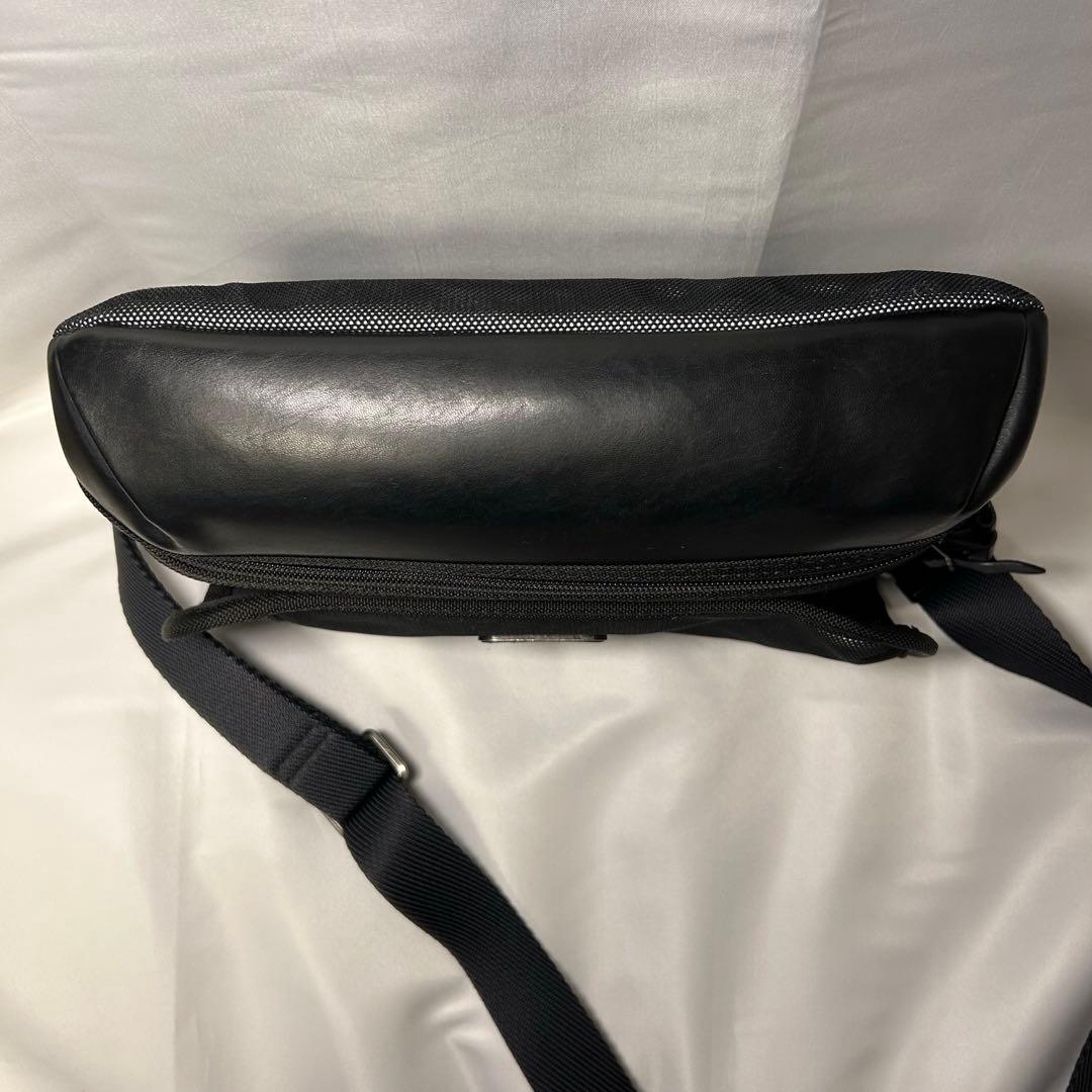 【美品】TUMI トゥミALPHA BRAVO クロスボディ223371RS2