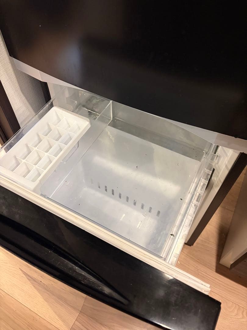 TOSHIBA 2ドア冷蔵庫 黒(都内受渡可)