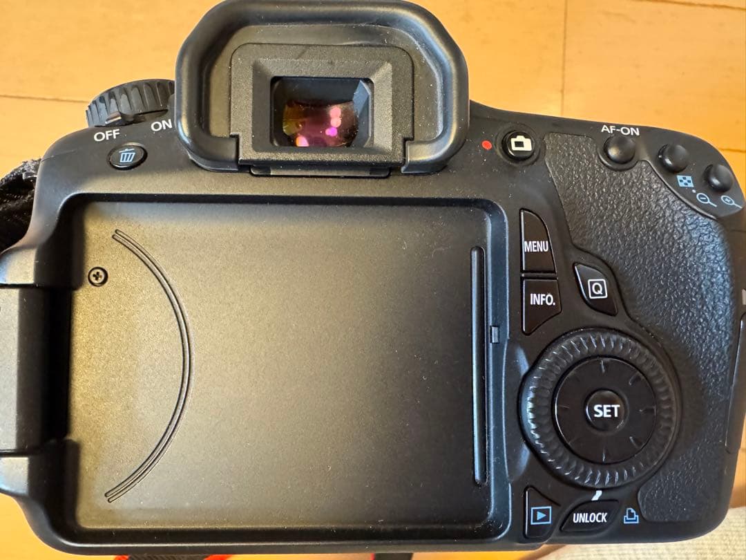 Canon EOS 60D EF-S 18-135 ISレンズセット