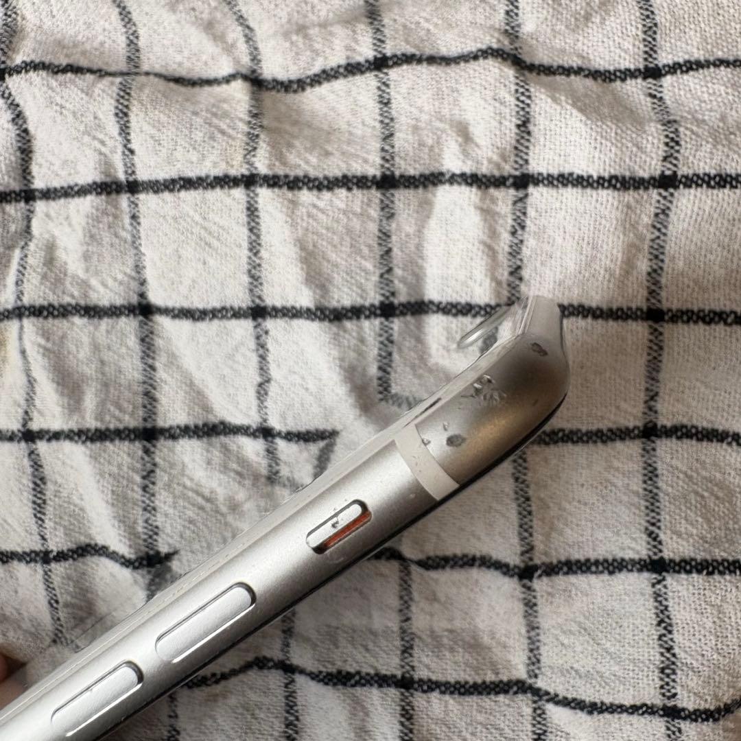 Apple iPhone SE 第2世代 (SE2) 64GBホワイト ジャンク