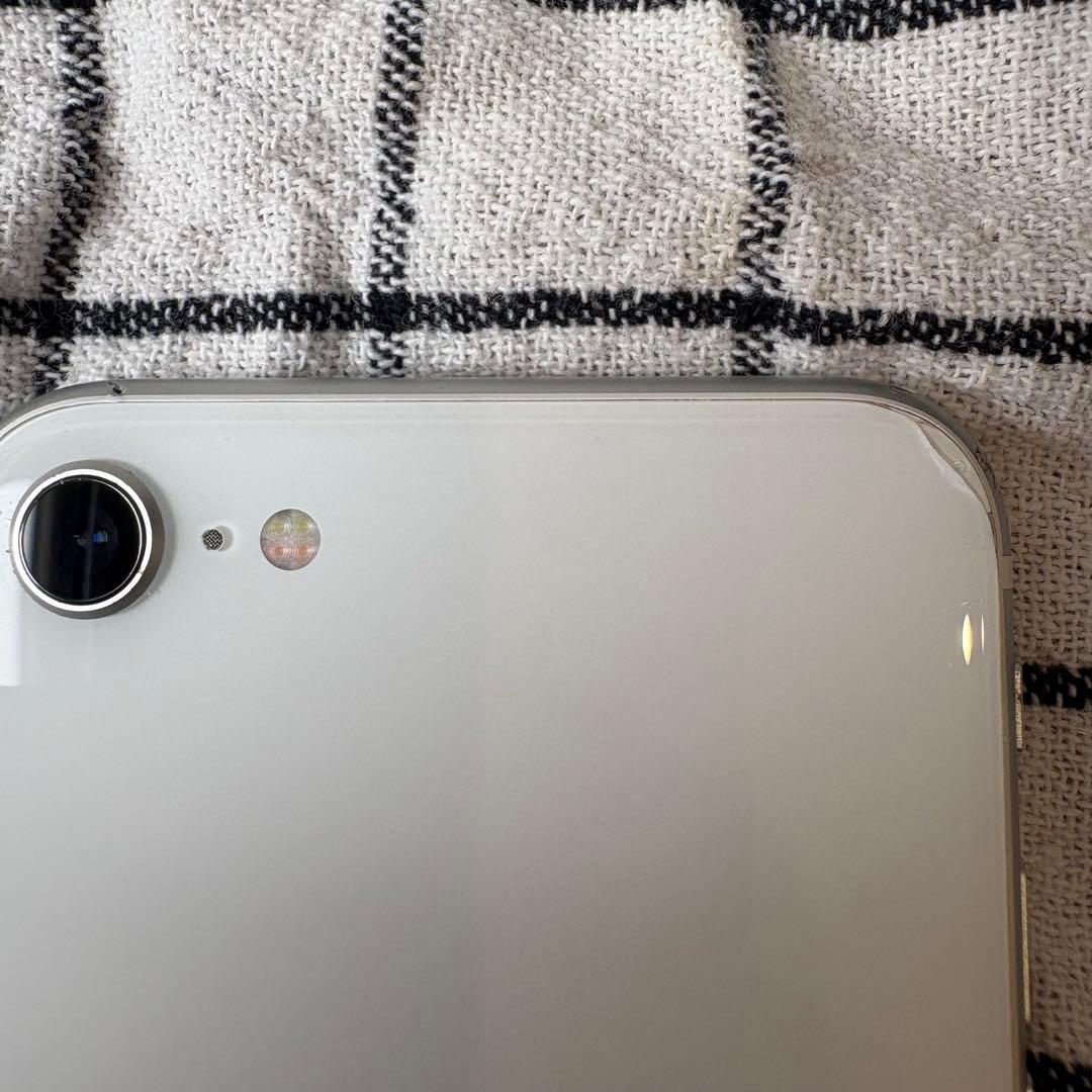 Apple iPhone SE 第2世代 (SE2) 64GBホワイト ジャンク