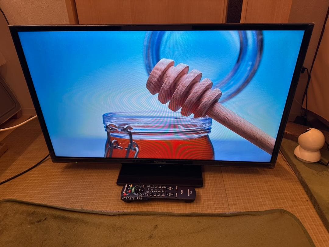 Panasonic　パナソニック 32型 テレビ TH-32F300 超美品