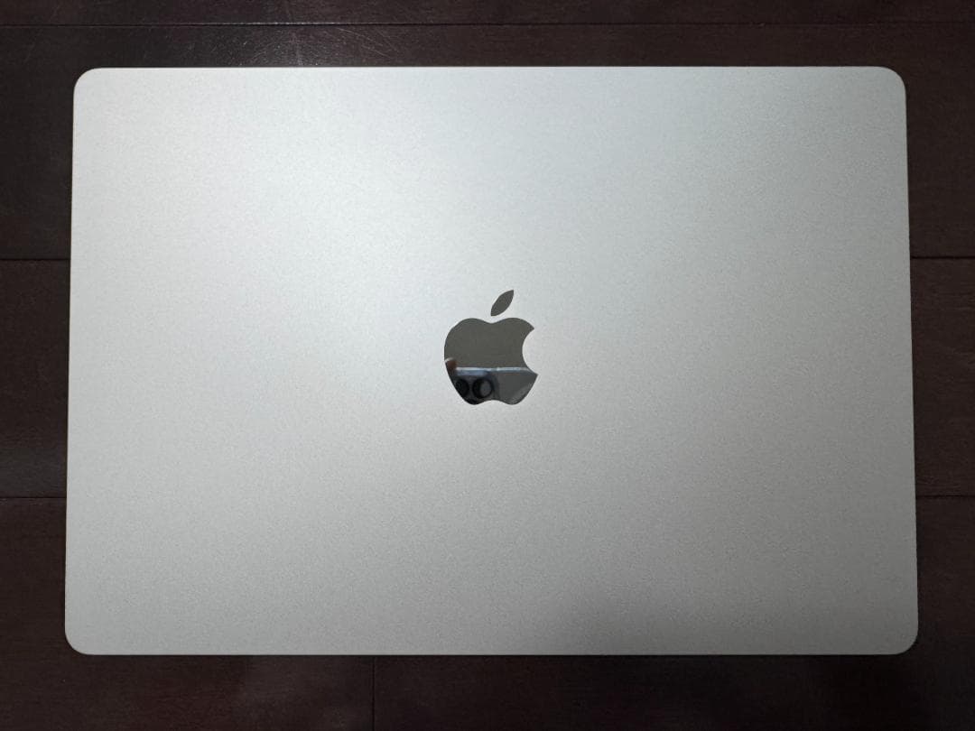 【との】MacBook Air 15.3インチ 16GB 512GB