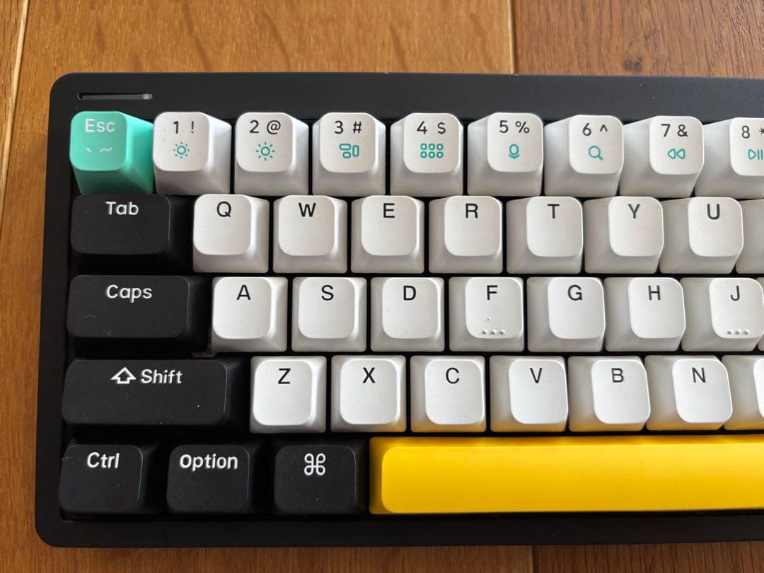 廃盤品 Nuphy Halo65 メカニカルキーボード