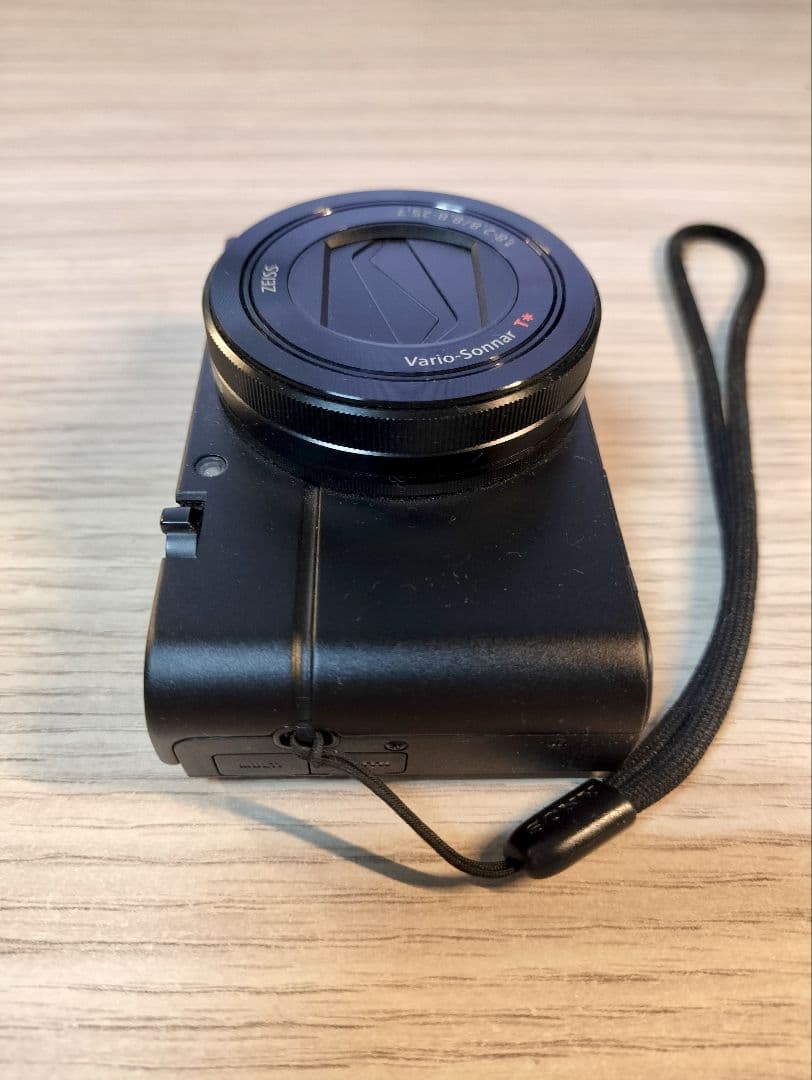 デジタルカメラ SONY Cyber-shot RX100III(DSC-RX100M3)