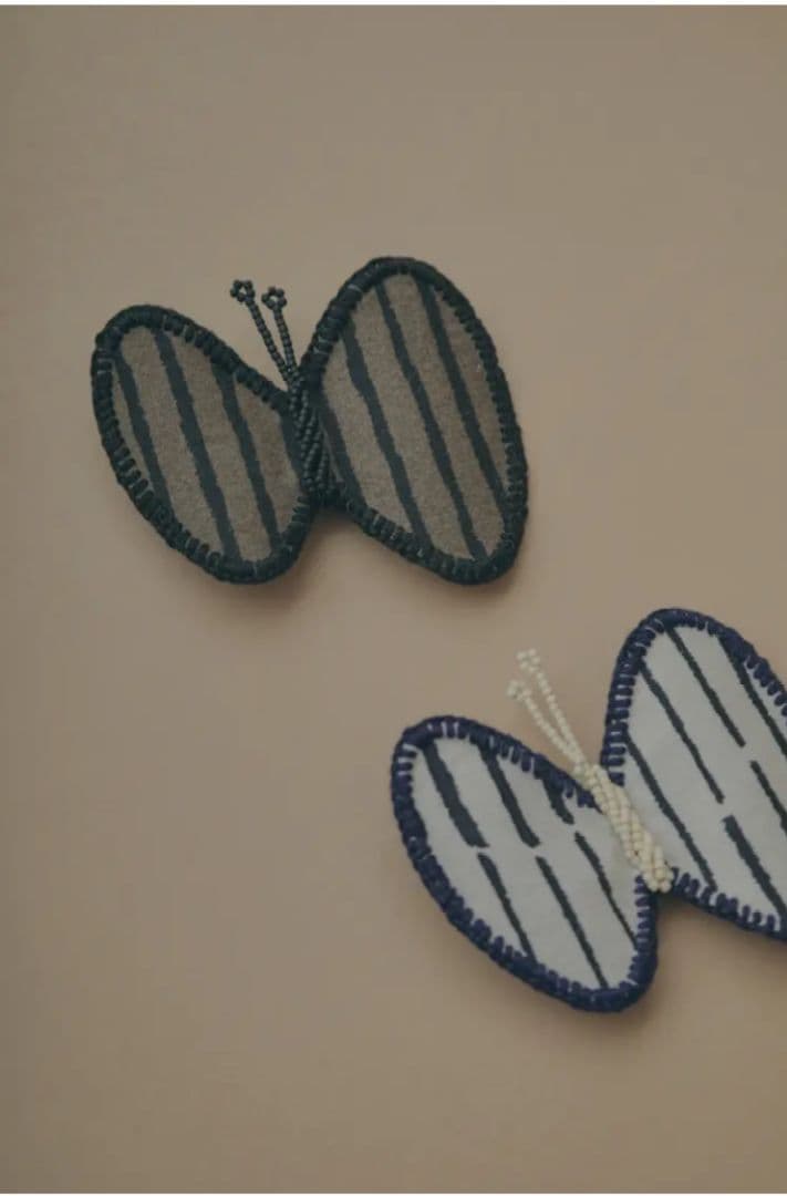 ミナペルホネン　コサージュとブローチのセット　misty flower