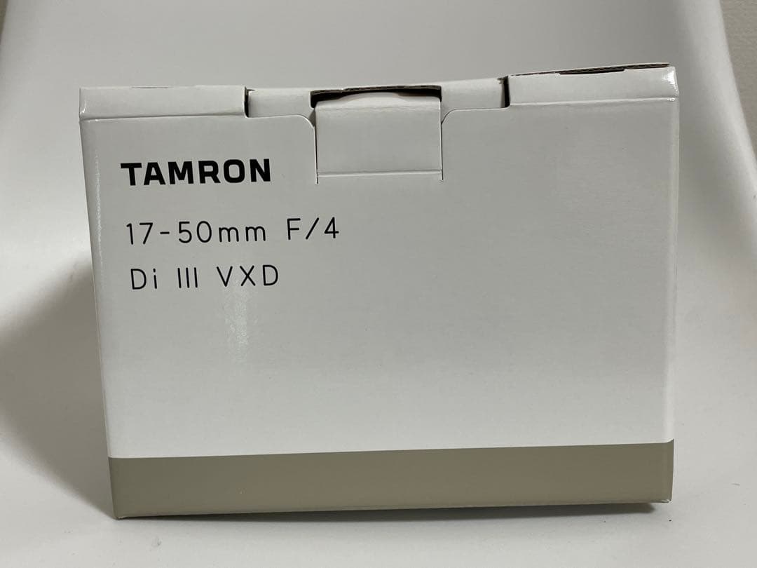 TAMRON 17-50mm F/4 Di III VXD ズームレンズ