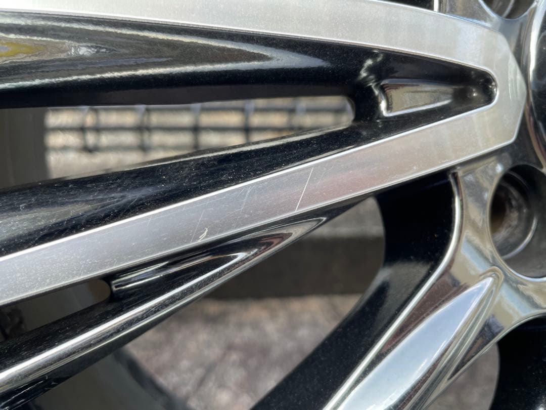 ①レイズ ベルサス ストラテジーア ヴォウジェ ノア ヴォクシー エスクァイア