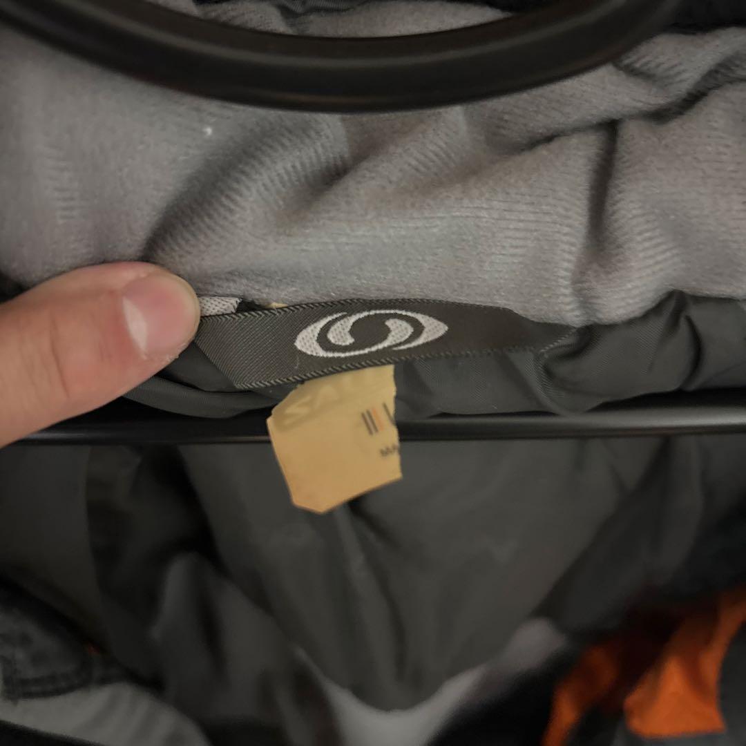 スノーボードウェア 黒 ゴーグル　手袋付き