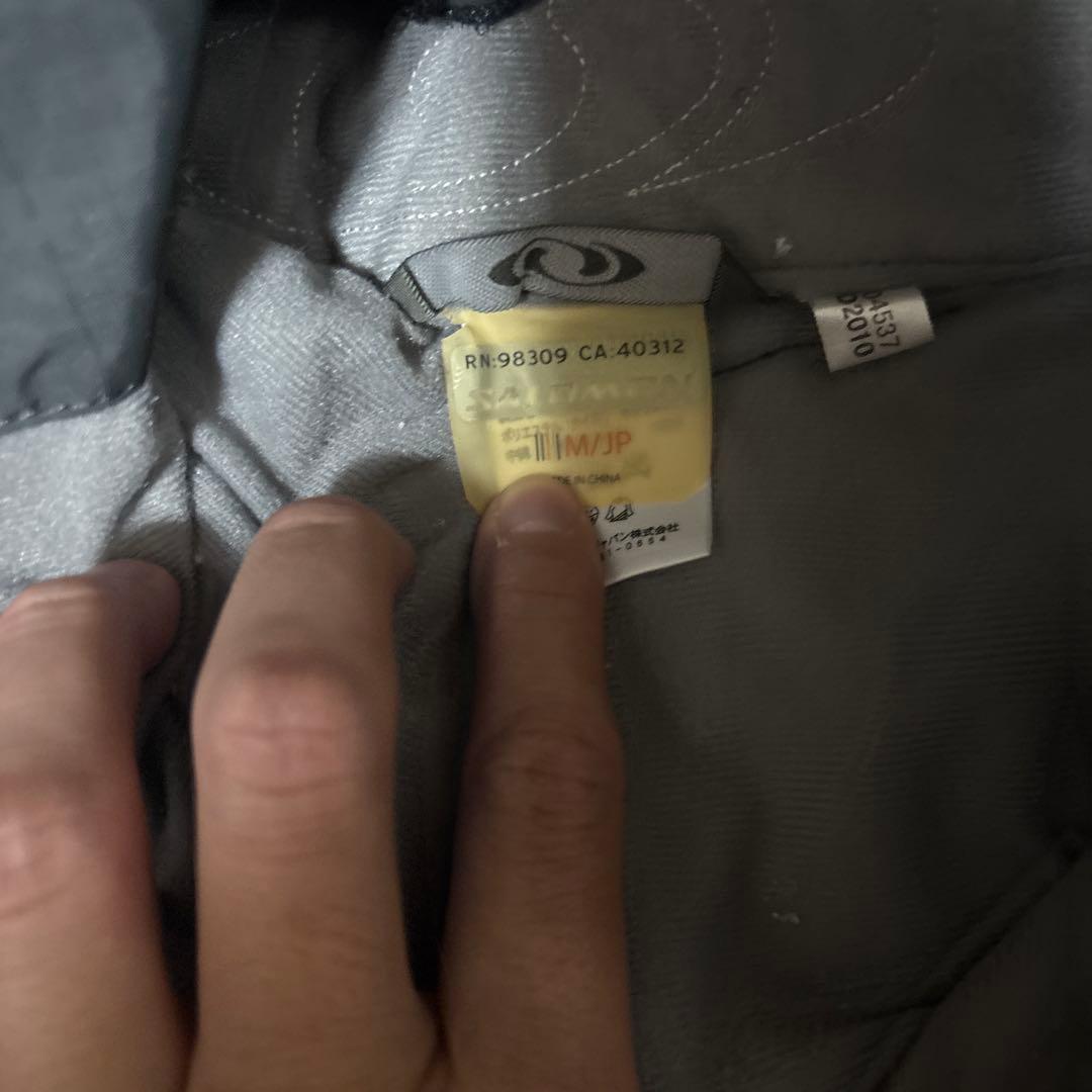 スノーボードウェア 黒 ゴーグル　手袋付き