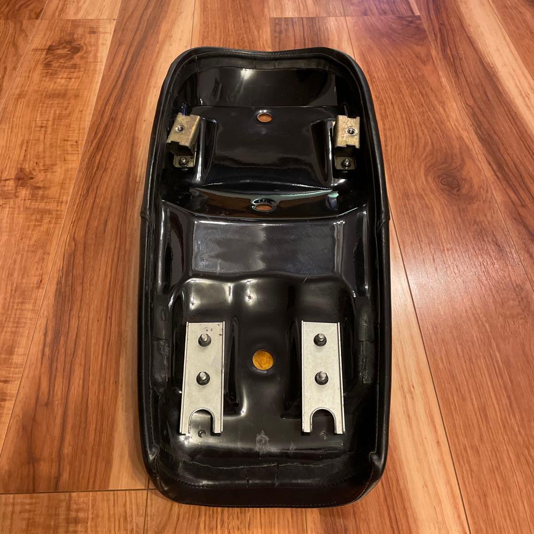 sr400 シート　デイトナ　ツーリングダブル　ロゴ入り