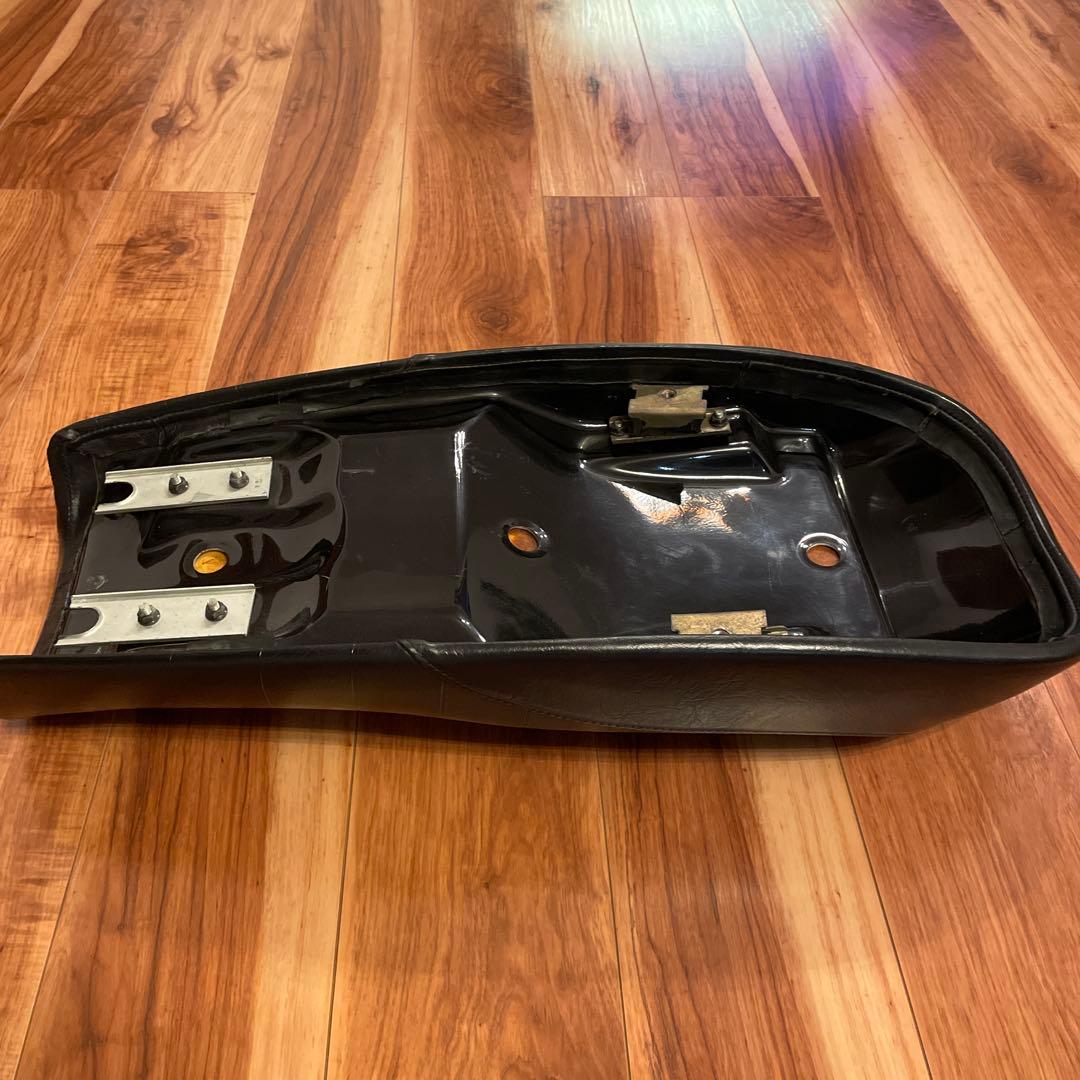 sr400 シート　デイトナ　ツーリングダブル　ロゴ入り