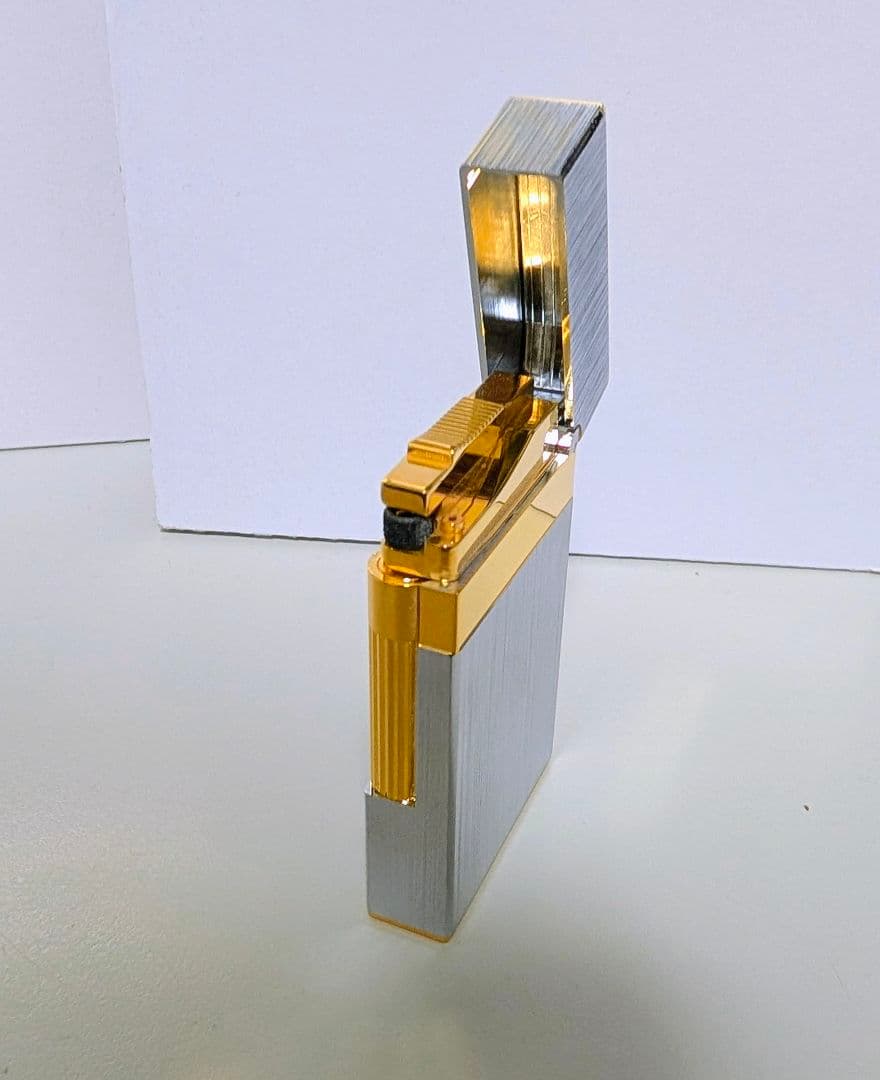 アッサラーム シルバーゴールドコンビカラー　ガスライター　明朗開閉音